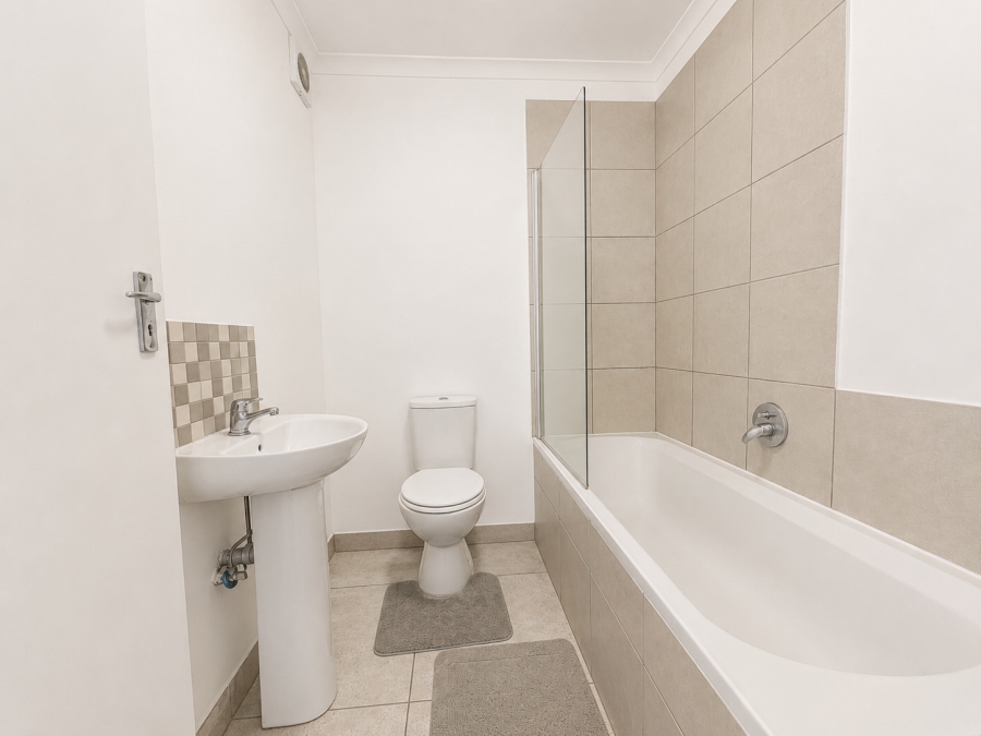 2 Bedroom Property for Sale in Ottery East Western Cape